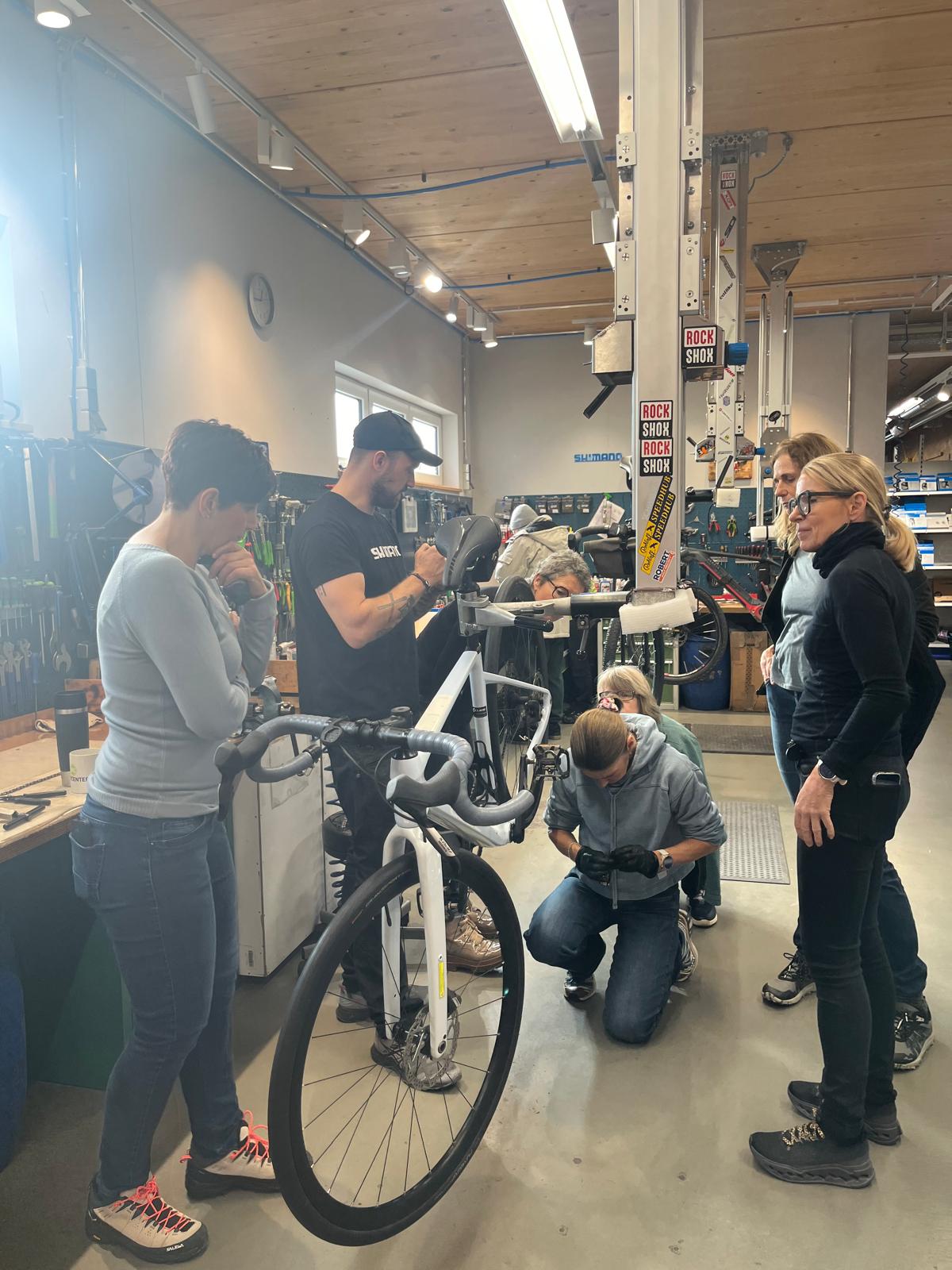 2RADCENTER Bad Waldsee - Technik Workshops im 2Radcenter – Lernen, Lachen, Selbermachen Technik Workshop Im 2Radcenter