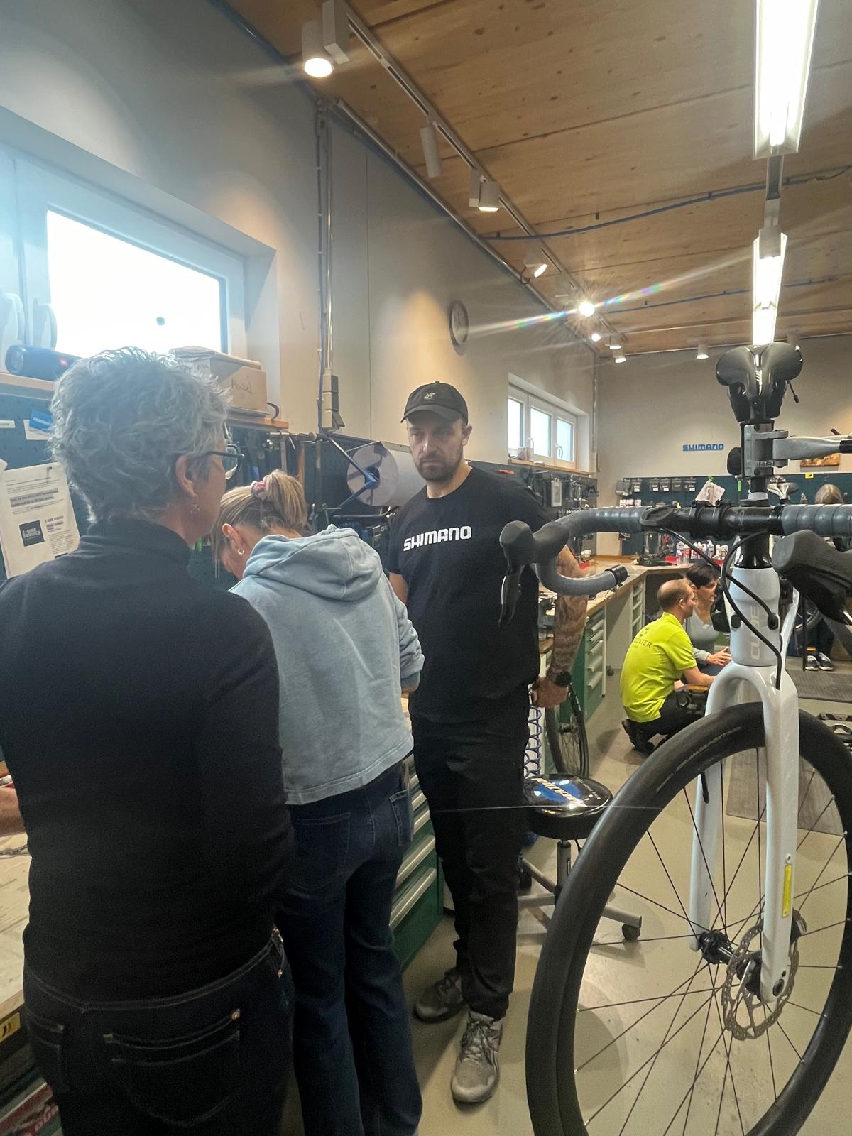 2RADCENTER Bad Waldsee - Technik Workshops im 2Radcenter – Lernen, Lachen, Selbermachen Diy Workshop 005 - Technik Workshops Im 2Radcenter – Lernen, Lachen, Selbermachen