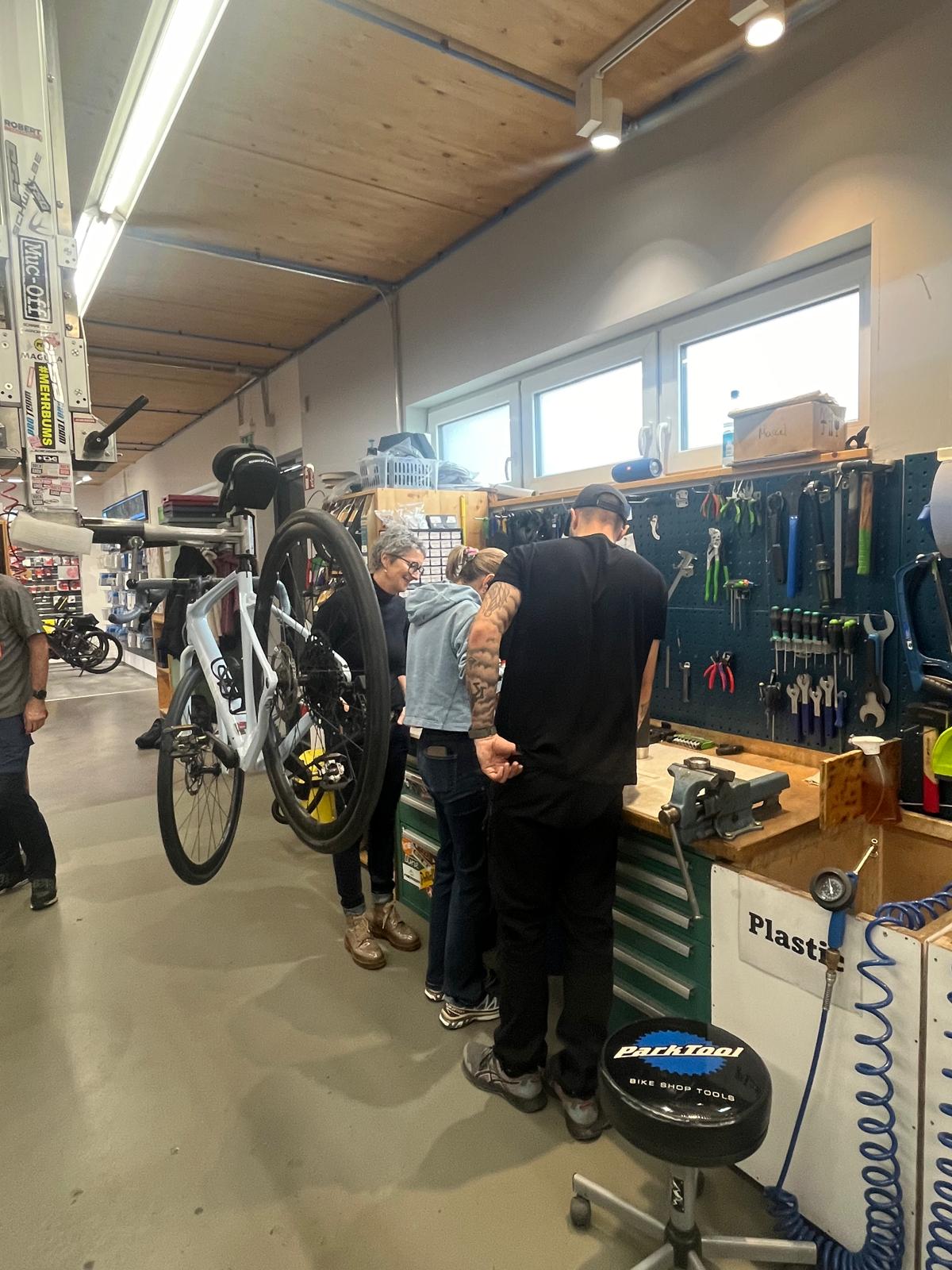 2RADCENTER Bad Waldsee - Technik Workshops im 2Radcenter – Lernen, Lachen, Selbermachen Technik Workshop Im 2Radcenter