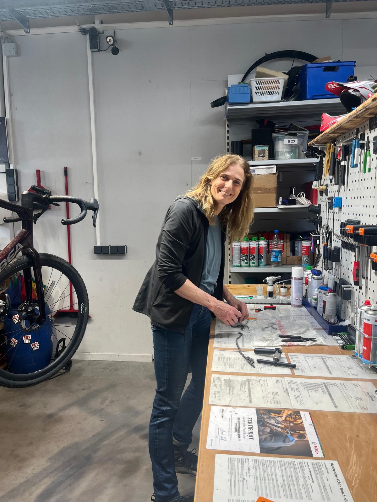 2RADCENTER Bad Waldsee - Technik Workshops im 2Radcenter – Lernen, Lachen, Selbermachen Diy Workshop 009 - Technik Workshops Im 2Radcenter – Lernen, Lachen, Selbermachen